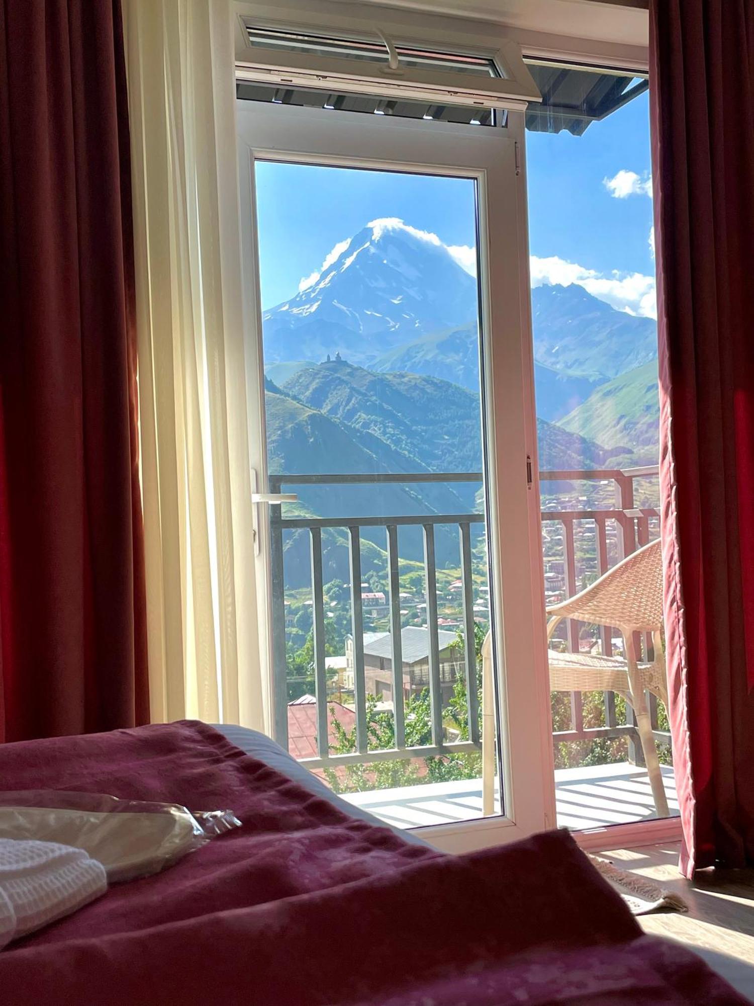 Готель Planet Kazbegi Екстер'єр фото